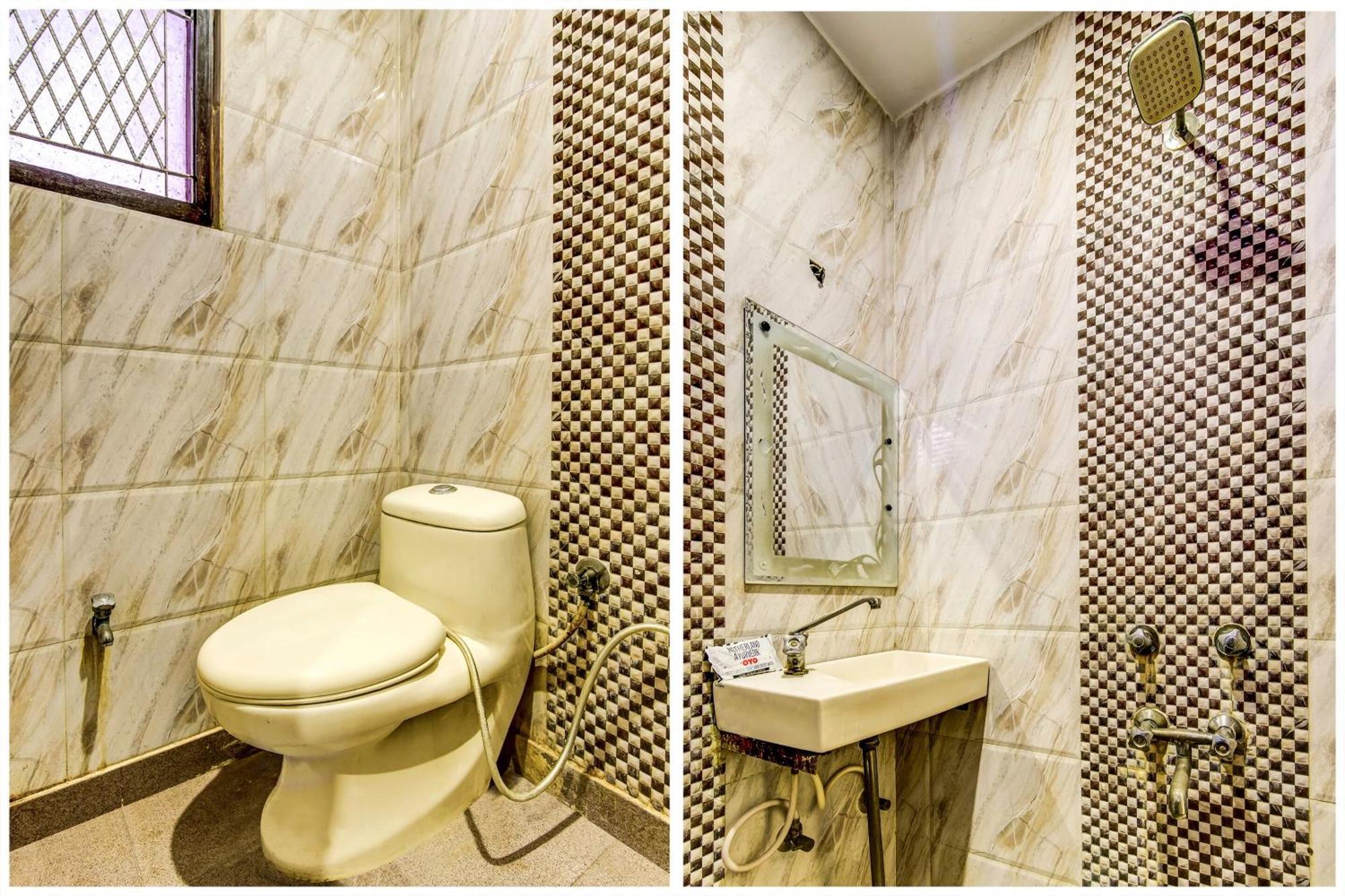 Spot Inn Hostel New Delhi Ngoại thất bức ảnh