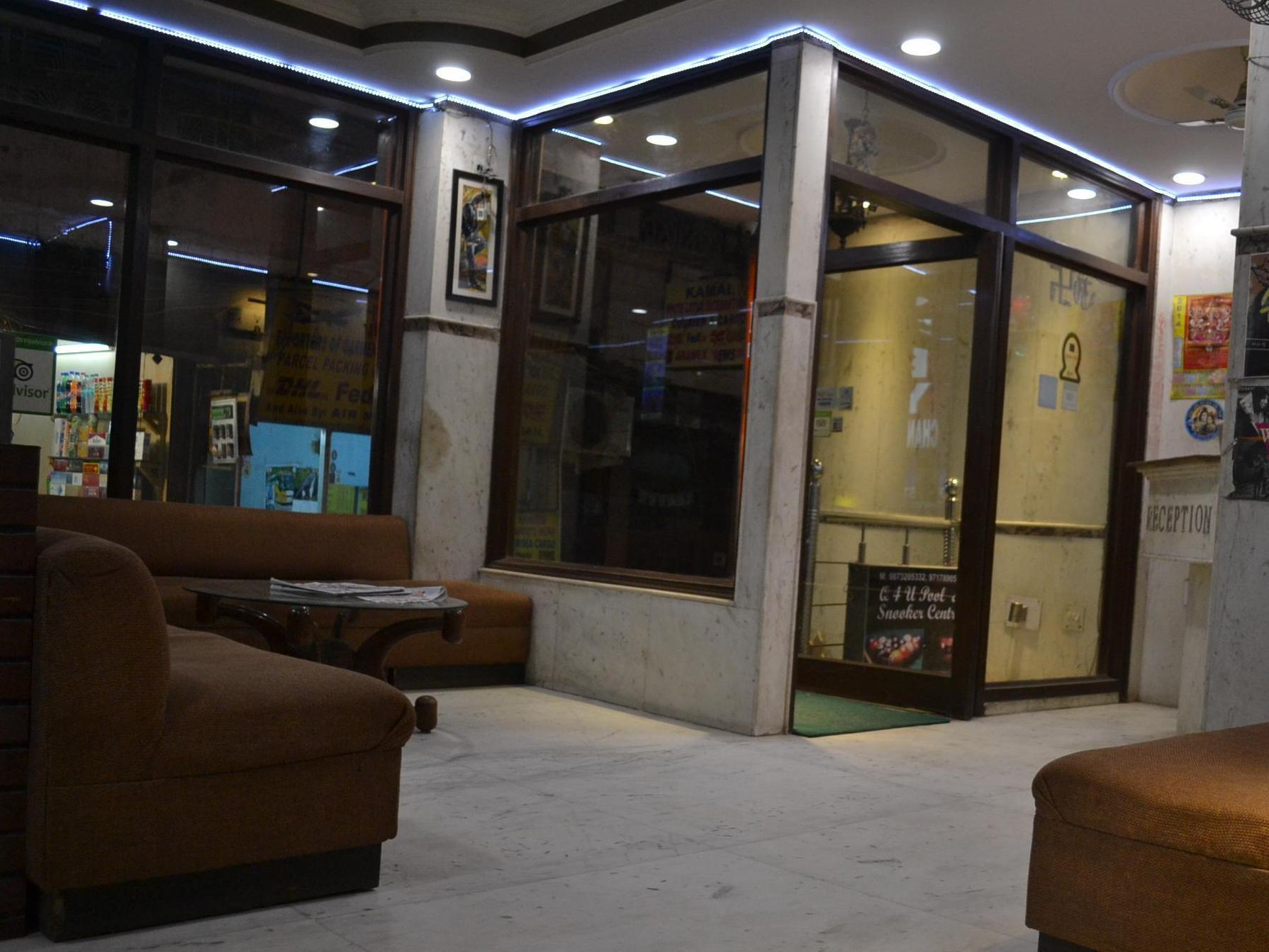 Spot Inn Hostel New Delhi Ngoại thất bức ảnh